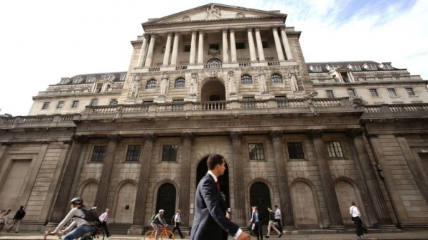 
Bank of England rate-setter eyes cut on 'slow puncture' Brexit
