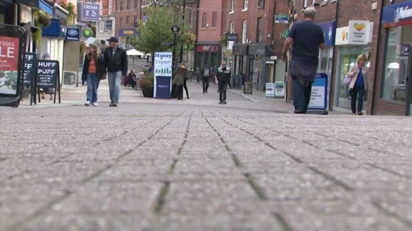 
Bank of England rate-setter eyes cut on 'slow puncture' Brexit
