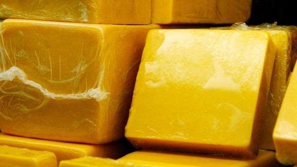 Celebrity French chef sues Michelin guide after being demoted 'for using cheddar'
 
Celebrity French chef sues Michelin guide after being demoted 'for using cheddar'