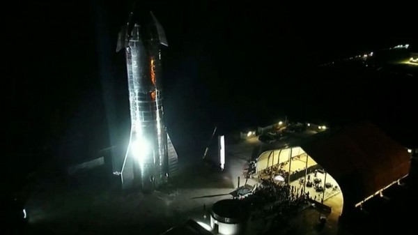 
Elon Musk unveils new SpaceX rocket Starship for private-round trips to moon and Mars
