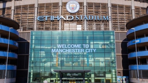 Football clubs urged to give single-use plastic cups the boot
 
Football clubs urged to give single-use plastic cups the boot