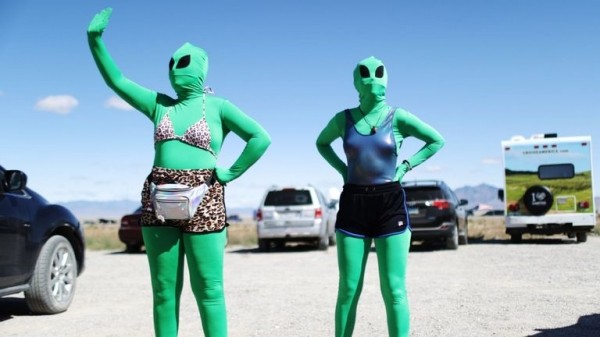 
Hundreds of Earthlings descend on Area 51 after internet joke

