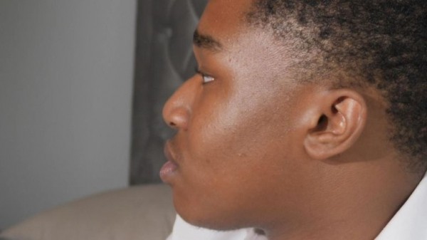 Police raid homes of drug dealers in the capital after surge in violent crime
 
Police raid homes of drug dealers in the capital after surge in violent crime