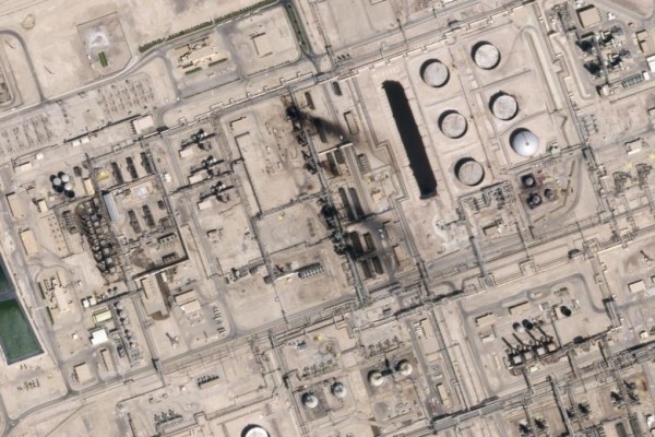 Saudi Arabia partially restores production at damaged oil plant Saudi Arabia partially restores production at damaged oil plant