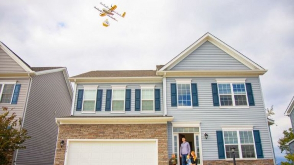 Drones begin delivering online shopping in the US
 
Drones begin delivering online shopping in the US