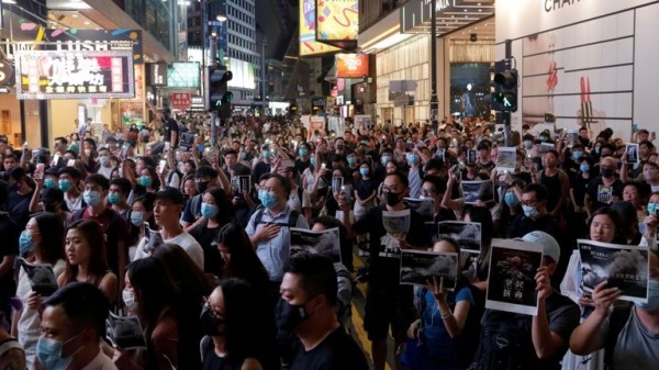 Hong Kong: Boy shot as protesters ignore face mask ban on another night of violence
 
Hong Kong: Boy shot as protesters ignore face mask ban on another night of violence