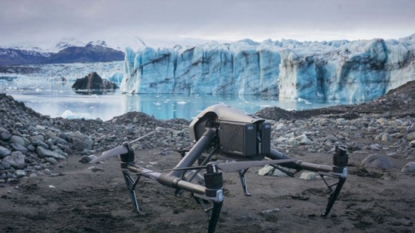 Iceland's disappearing glaciers revealed in new drone images
 
Iceland's disappearing glaciers revealed in new drone images