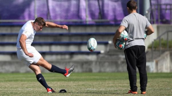 Fans mingle, tension mounts ahead of World Cup final Fans mingle, tension mounts ahead of World Cup final