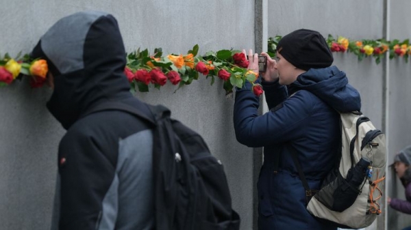 No wall too high to be broken down, says Angela Merkel on Berlin Wall anniversary
 
No wall too high to be broken down, says Angela Merkel on Berlin Wall anniversary