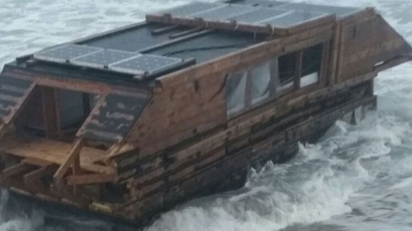 Mystery of empty boat washed ashore in Ireland solved
 
Mystery of empty boat washed ashore in Ireland solved