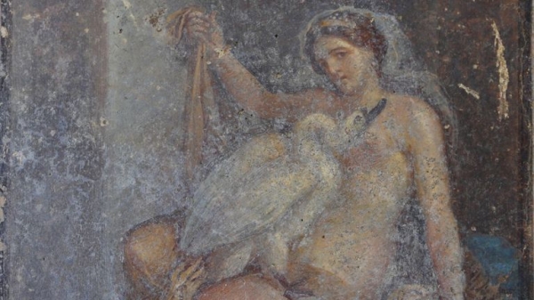 
Pompeii unveils erotic Leda and the Swan fresco to the public for first time
