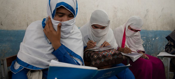Afghanistan: 20 years of steady education progress ‘almost wiped out’
 Afghanistan: 20 years of steady education progress ‘almost wiped out’