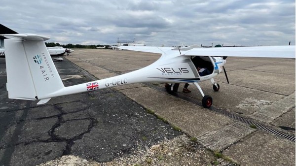 Inside the UK's first fossil fuel free flying school Inside the UK's first fossil fuel free flying school