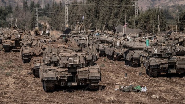 Tanks gather near Israeli-Lebanon border - as defence minister holds talks over 'expansion' of IDF activity  Tanks gather near Israeli-Lebanon border - as defence minister holds talks over 'expansion' of IDF activity