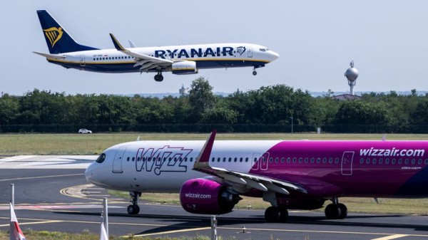 'Worst' airlines for customer service named by consumer group - but firms say survey is 'misleading' 'Worst' airlines for customer service named by consumer group - but firms say survey is 'misleading'