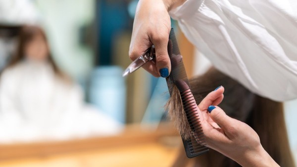 New Jersey medical students offer haircuts and grooming services to patients: ‘Sense of humanity’ New Jersey medical students offer haircuts and grooming services to patients: ‘Sense of humanity’