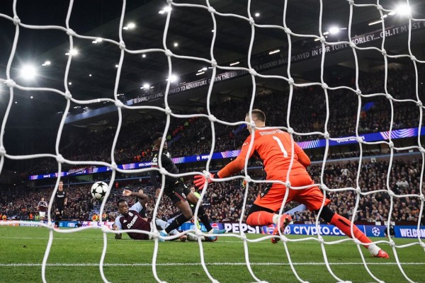 Champions League Tuesday review: Vinícius Jr. nets hat-trick as Real Madrid makes stunning comeback over Borussia Dortmund
 
Champions League Tuesday review: Vinícius Jr. nets hat-trick as Real Madrid makes stunning comeback over Borussia Dortmund