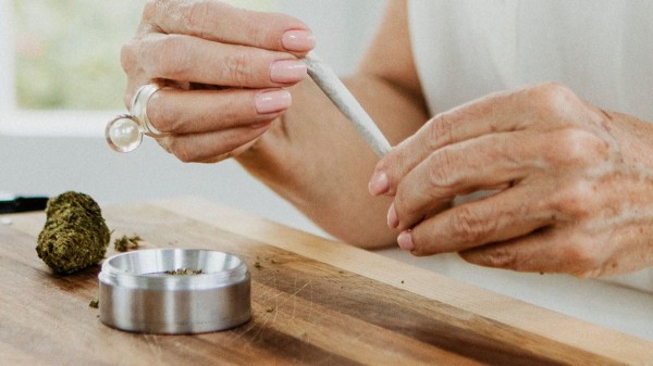 Older Americans turn to marijuana for better sleep and pain relief: Here's what to know Older Americans turn to marijuana for better sleep and pain relief: Here's what to know