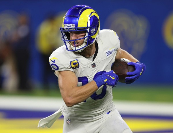 Controversial late missed penalty call overshadows LA Rams’ impressive victory over the Minnesota Vikings
 
Controversial late missed penalty call overshadows LA Rams’ impressive victory over the Minnesota Vikings