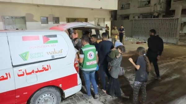 Middle East conflict: Explosions in Beirut after Israel vows to target Hezbollah's financial arm