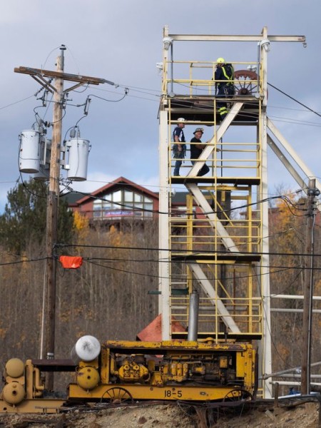 One killed and 12 rescued after lift fails at Mollie Kathleen Gold Mine in Colorado