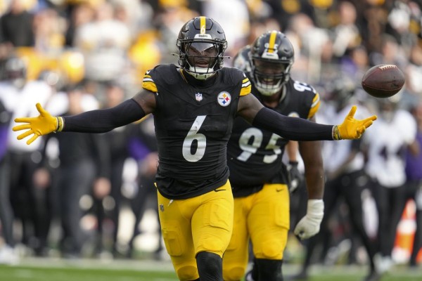 
Steelers edge Ravens in classic, Lions continue best start in 90 years, Chargers hold on late: NFL Week 11 Sunday review

