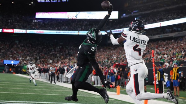 Garrett Wilson makes potential catch of the year as Jets defeat Texans to snap five-game skid
 
Garrett Wilson makes potential catch of the year as Jets defeat Texans to snap five-game skid