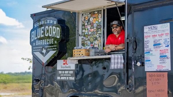 US Army veteran starts successful barbecue business despite health challenges: ‘Very proud’ US Army veteran starts successful barbecue business despite health challenges: ‘Very proud’
