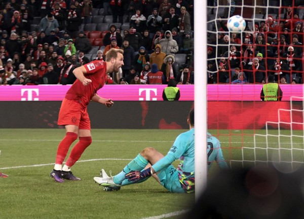 Harry Kane breaks Erling Haaland’s goalscoring record to become fastest player to reach Bundesliga milestone
 
Harry Kane breaks Erling Haaland’s goalscoring record to become fastest player to reach Bundesliga milestone