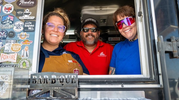 US Army veteran starts successful barbecue business despite health challenges: ‘Very proud’ US Army veteran starts successful barbecue business despite health challenges: ‘Very proud’