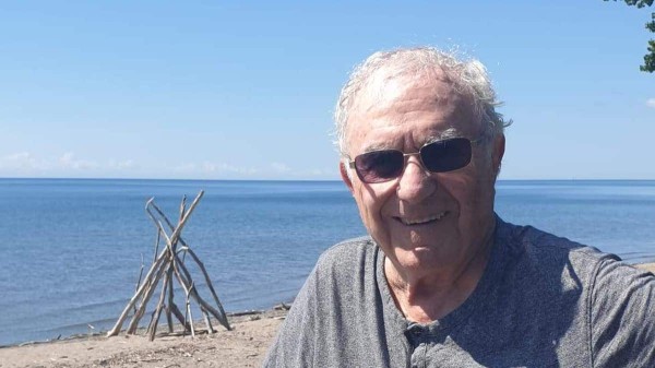 Alzheimer’s patient, 90, says skiing and other activities keep him mentally sharp Alzheimer’s patient, 90, says skiing and other activities keep him mentally sharp