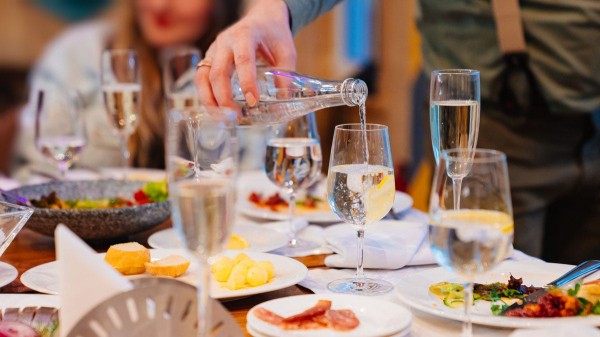 Holiday gatherings can lead to stress eating: Try these 5 tips to control it