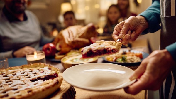 Holiday gatherings can lead to stress eating: Try these 5 tips to control it