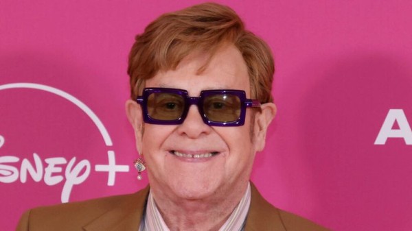 'I can't see anything': Elton John unable to finish new album 'I can't see anything': Elton John unable to finish new album