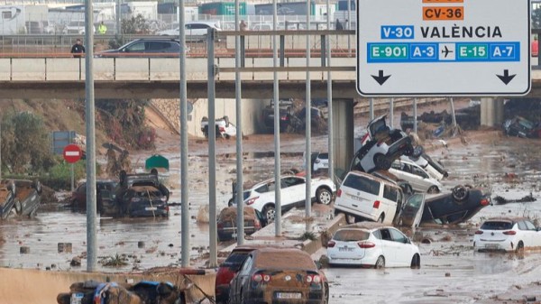'People were crying, they were trapped': Spain reels from deadly flash floods 'People were crying, they were trapped': Spain reels from deadly flash floods