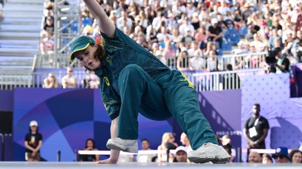 Raygun quits competitive breakdancing after performance mocked at Paris Olympics Raygun quits competitive breakdancing after performance mocked at Paris Olympics