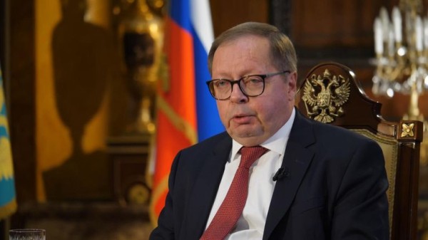 Vladimir Putin warns US and UK over 'escalation of aggressive actions' as new missile hits Ukraine