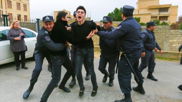 Who thinks oil state Azerbaijan is 'perfectly suited' to hosting a climate summit? Azerbaijan does 