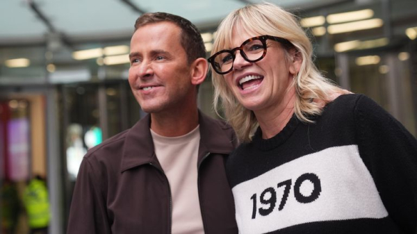 Zoe Ball to leave her BBC Radio 2 breakfast show - and will be replaced by Scott Mills Zoe Ball to leave her BBC Radio 2 breakfast show - and will be replaced by Scott Mills