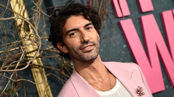 Blake Lively accuses It Ends With Us co-star Justin Baldoni of sexual harassment in legal complaint Blake Lively accuses It Ends With Us co-star Justin Baldoni of sexual harassment in legal complaint