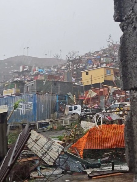 Close to 1,000 people feared dead after cyclone in French territory of Mayotte