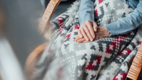 15 holiday gifts for dementia patients and caregivers: 'Cognitively appropriate' 15 holiday gifts for dementia patients and caregivers: 'Cognitively appropriate'