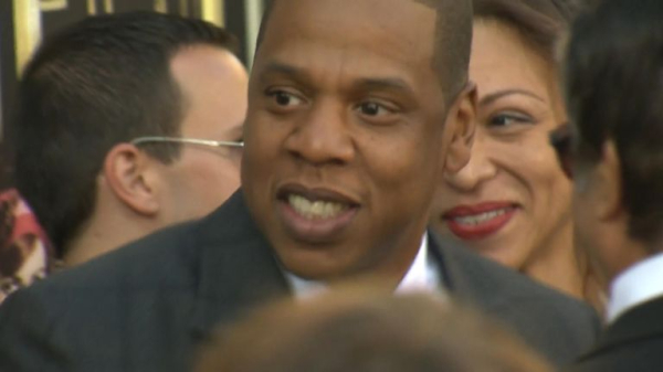 Jay-Z calls for rape accuser's identity to be revealed or case dismissed Jay-Z calls for rape accuser's identity to be revealed or case dismissed