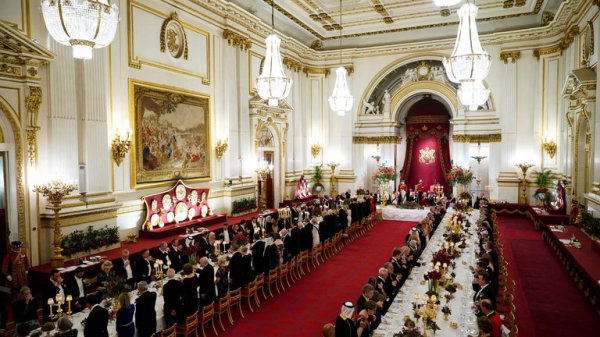 King hosts Qatari ruler at state banquet - with David Beckham sat next to Kemi Badenoch King hosts Qatari ruler at state banquet - with David Beckham sat next to Kemi Badenoch