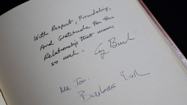 Presidents, princes and prime ministers signed extraordinary collection of No 10 visitors' books made public for first time Presidents, princes and prime ministers signed extraordinary collection of No 10 visitors' books made public for first time