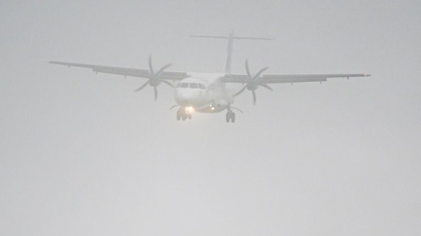 UK weather: Dozens of flights delayed as major UK airport issues fog warning UK weather: Dozens of flights delayed as major UK airport issues fog warning