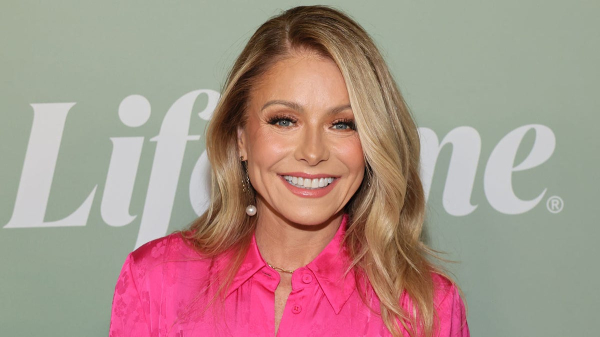 Kelly Ripa says quitting alcohol had a surprising effect on her weight Kelly Ripa says quitting alcohol had a surprising effect on her weight