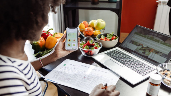 6 tips to ‘detox’ after excessive holiday eating and drinking 6 tips to ‘detox’ after excessive holiday eating and drinking