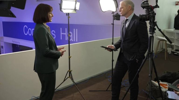 Chancellor Rachel Reeves indicates she will overrule environmental objections to a third runway at Heathrow