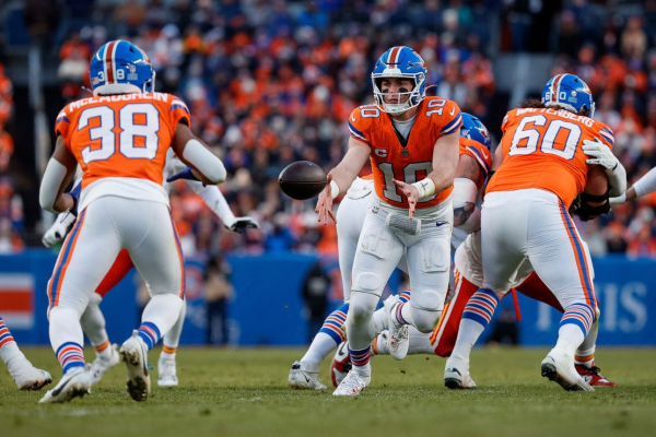 Huge clash decides NFC No. 1 seed, Broncos seal postseason ticket, star WR says he’s ‘out’: NFL Week 18 Sunday review
 
Huge clash decides NFC No. 1 seed, Broncos seal postseason ticket, star WR says he’s ‘out’: NFL Week 18 Sunday review